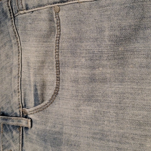 ARTICLES OF SOCIETY nwot NANCY Bermuda Jean Shorts Paint Distressed Women's 31 - Picture 3 of 16